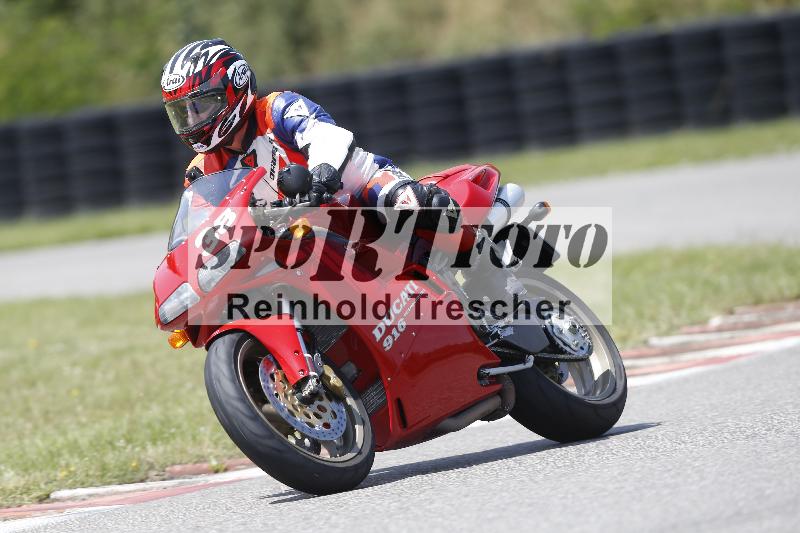 /27 12.06.2025 Ducati Schweiz Trackday Warmup  ADR/blau-bleu/38